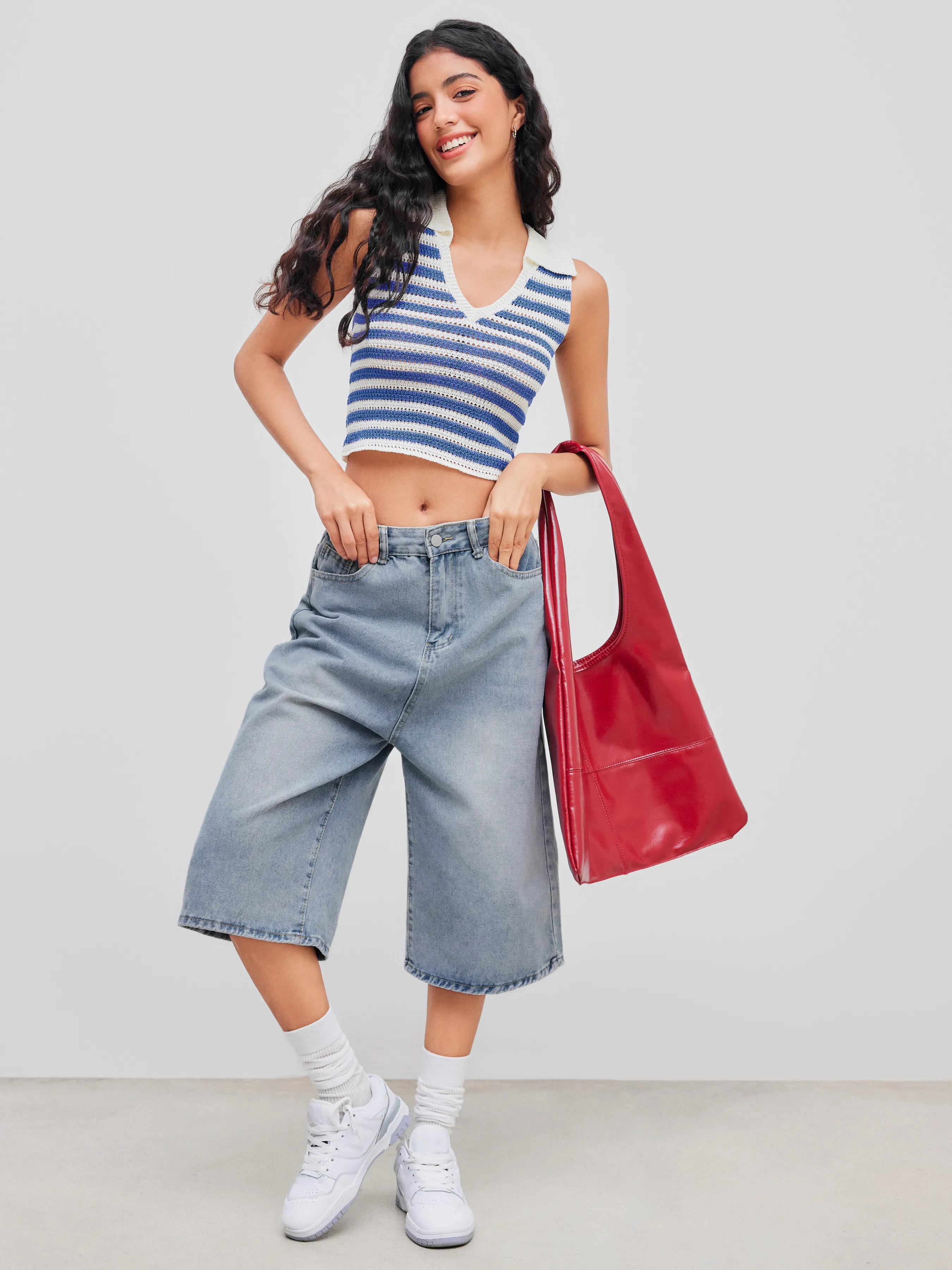 Bermudas vaqueras de tiro medio y pierna ancha con bolsillos en color liso