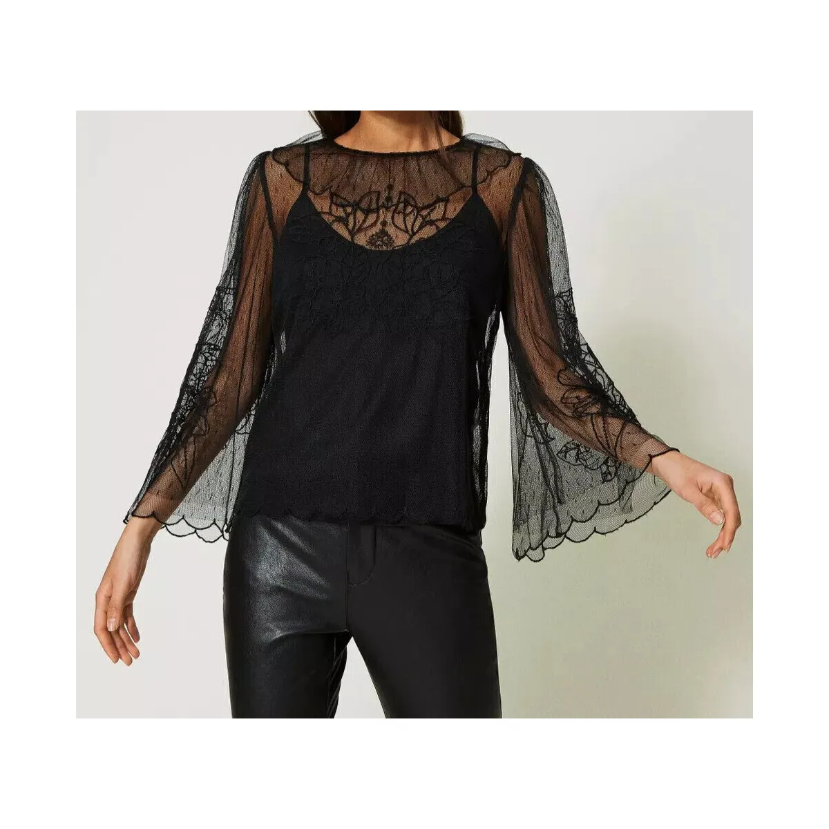 BLUSA IN TULLE PLUMETIS RICAMATO Art. 232TP2103