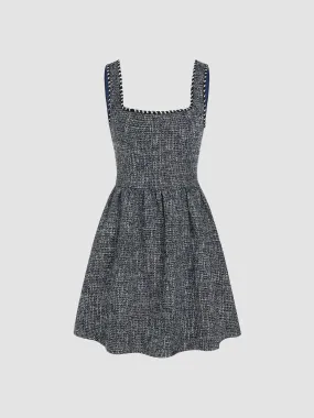 Minivestido liso de tweed con escote en U